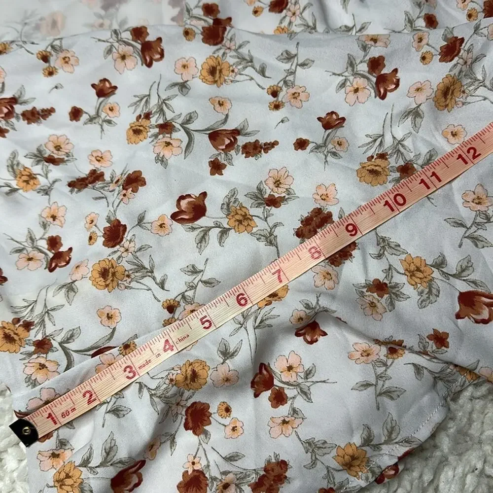 Astr The Label Puff Sleeve Wrap Blouse Floral Girly Cottagecore C2